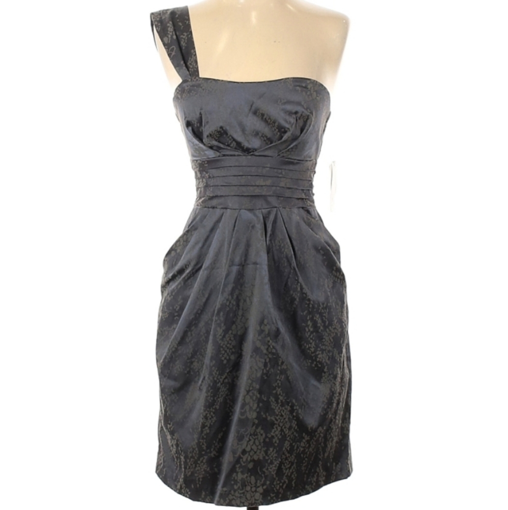 Snap NWT One Strap Grey on Black Floral Print Dress